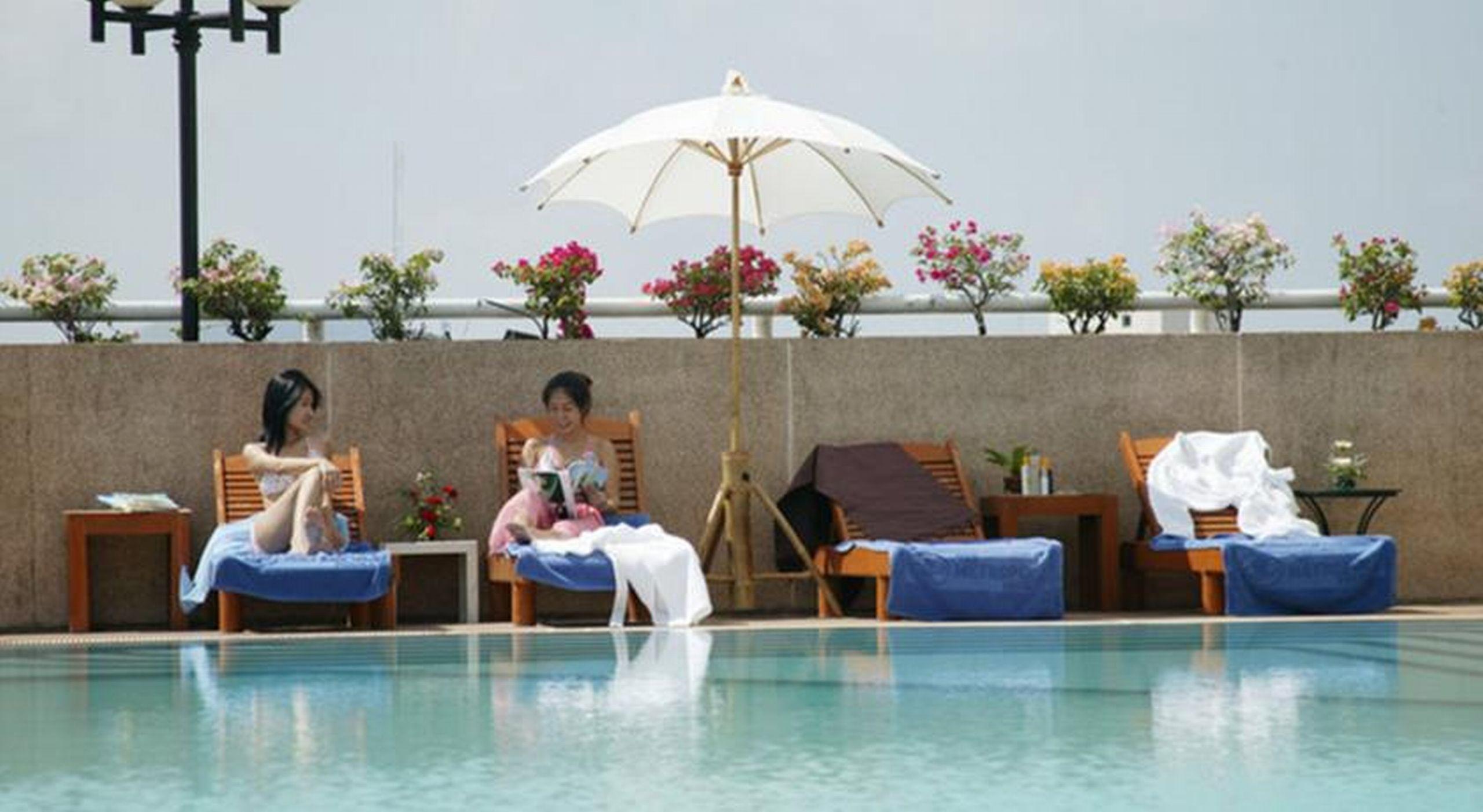 فندق Courtyard By Marriott Phuket Town المظهر الخارجي الصورة