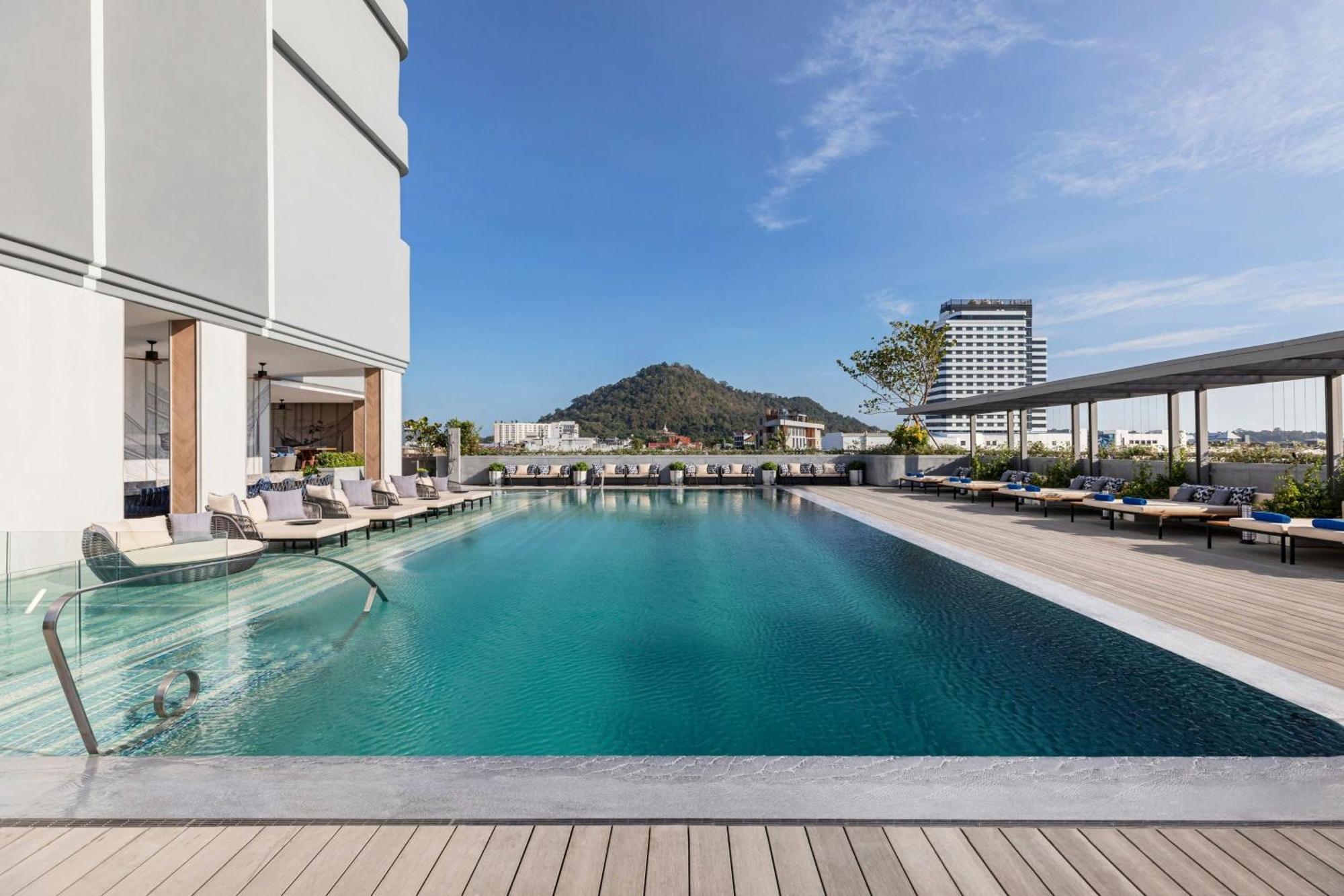 فندق Courtyard By Marriott Phuket Town المظهر الخارجي الصورة