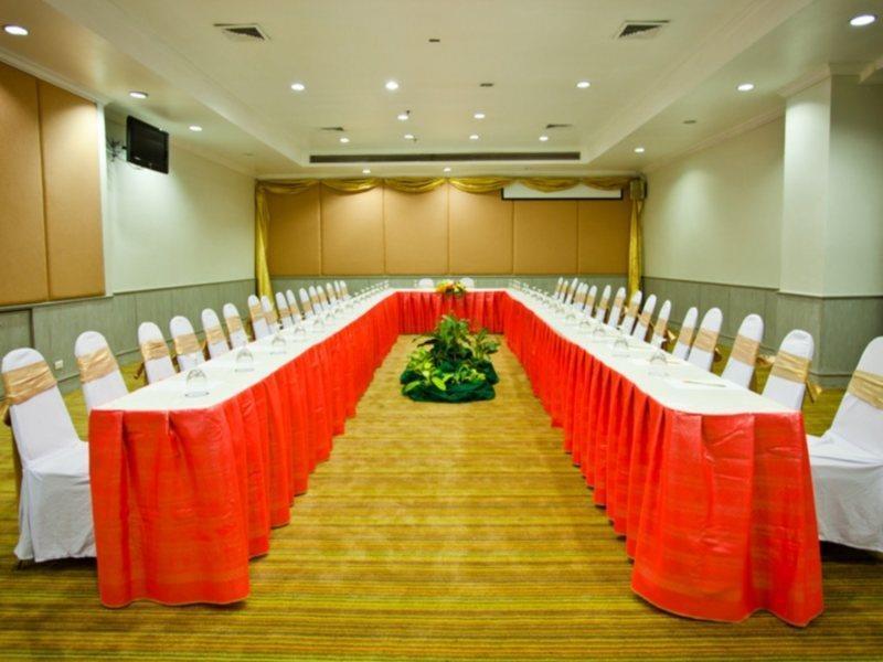 فندق Courtyard By Marriott Phuket Town المظهر الخارجي الصورة